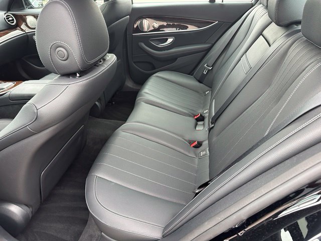 Used 2022 Mercedes-Benz E 350 4MATIC Sedan image 13