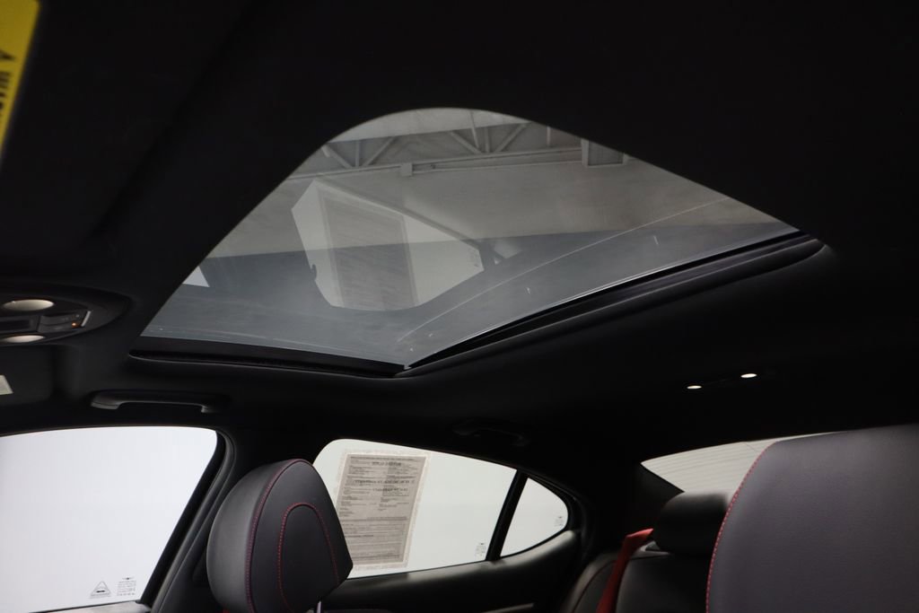 Used 2023 Genesis G70 2.0T w/ Sport Prestige Package image 37