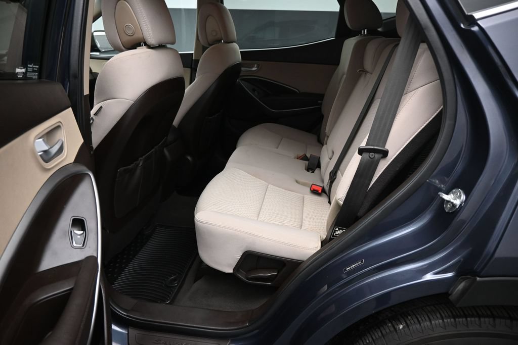 Used 2017 Hyundai Santa Fe Sport w/ 2.4L Value Package 06 FWD image 19