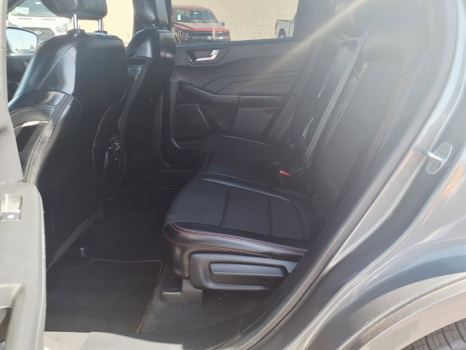 Certified 2023 Ford Escape ST-Line w/ Tech Pack #1 FWD image 17