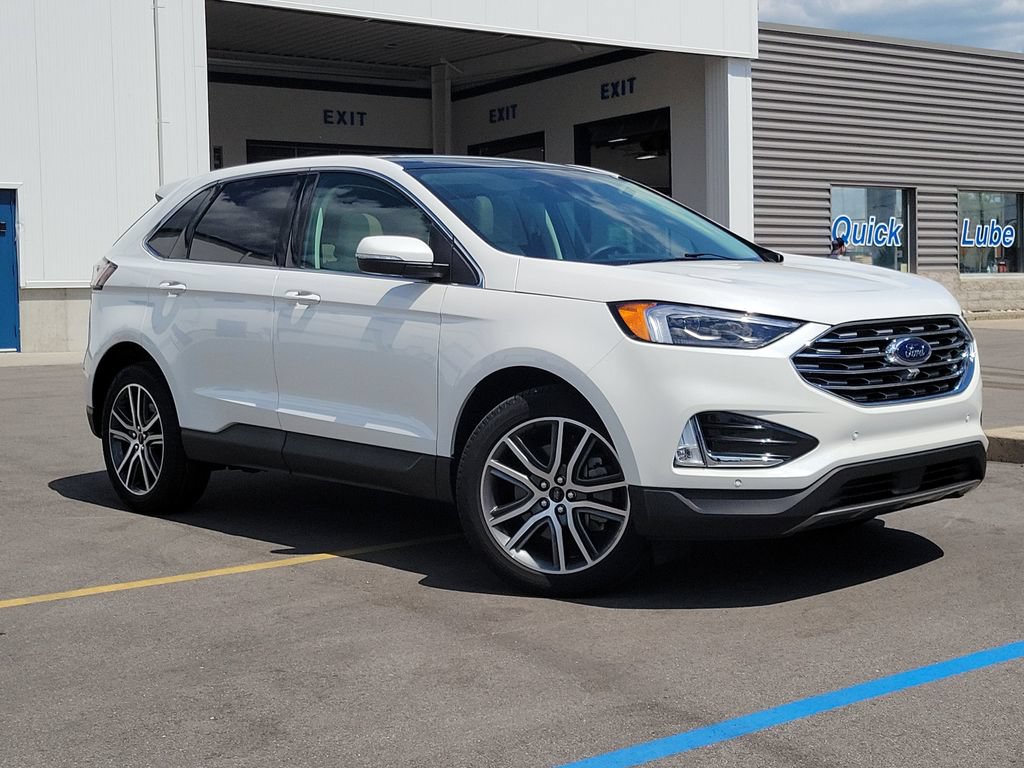 Certified 2024 Ford Edge Titanium w/ Equipment Group 301A AWD/4WD image 37