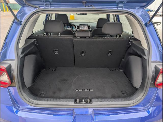 Used 2023 Hyundai Venue SEL image 21