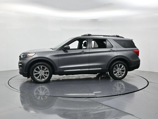 Certified 2023 Ford Explorer XLT w/ Equipment Group 202A AWD/4WD image 7