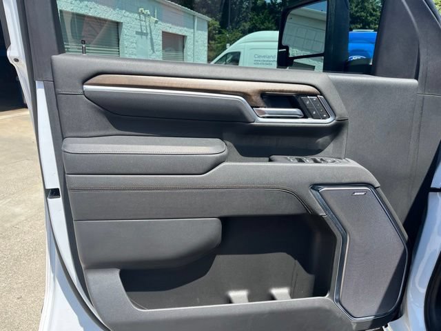Used 2025 Chevrolet Silverado 2500 High Country AWD/4WD image 22