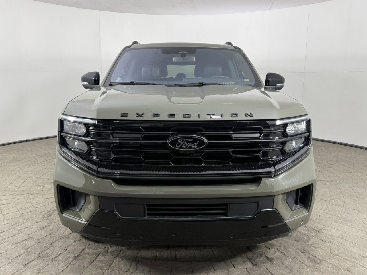 Certified 2025 Ford Expedition Max Platinum w/ Stealth Performance Package image 6