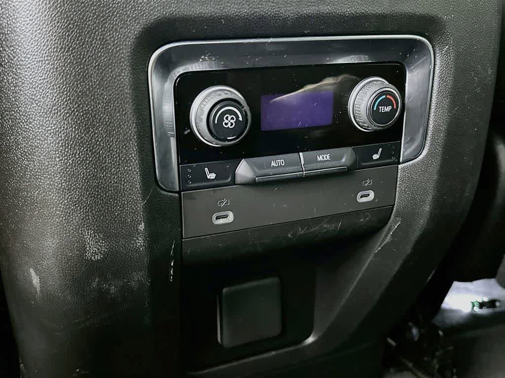 Used 2023 Chevrolet Suburban Premier AWD/4WD image 13