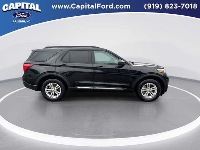 Certified 2022 Ford Explorer XLT image 7