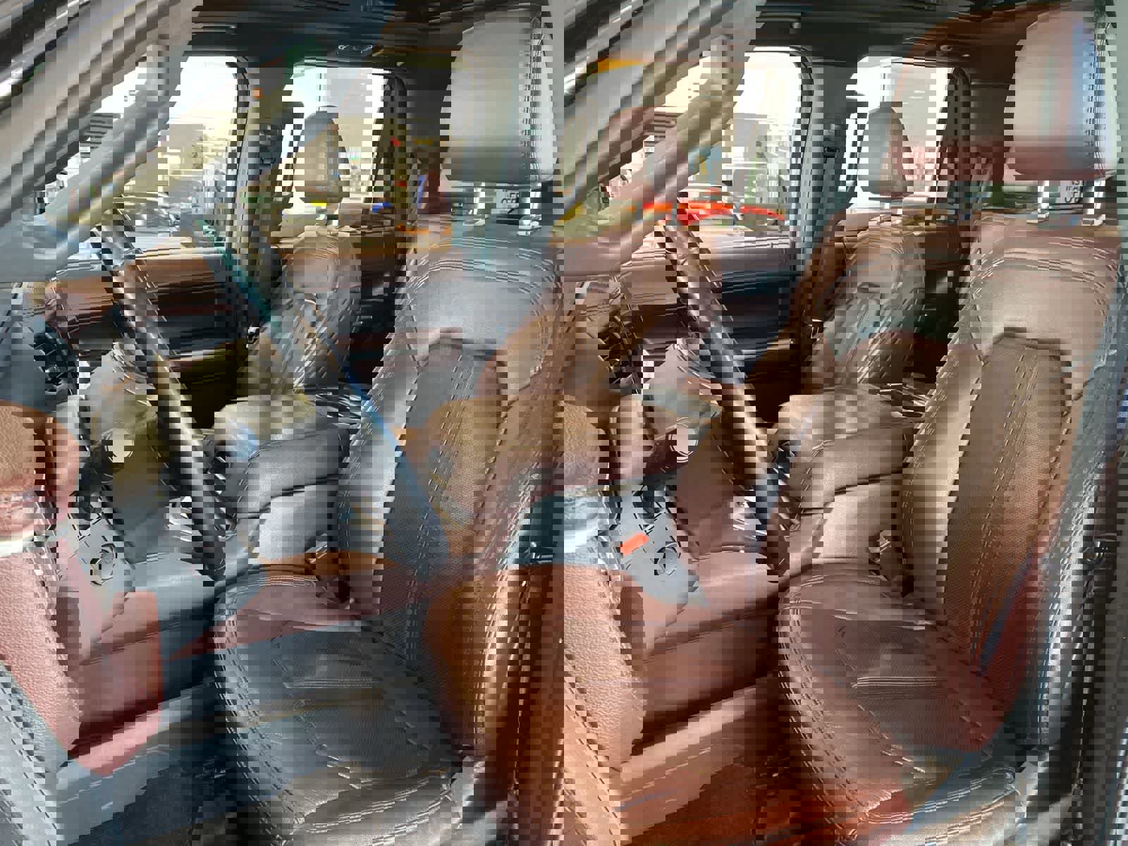 Certified 2022 Ford Expedition Limited image 11