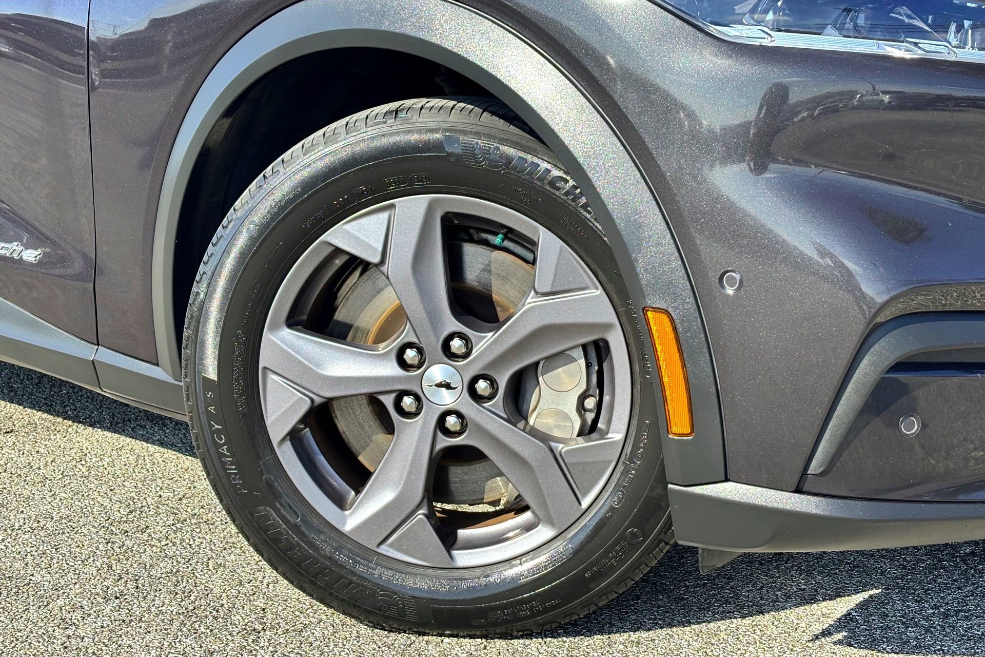 Certified 2022 Ford Mustang Mach-E Select w/ Comfort/Technology Package image 5