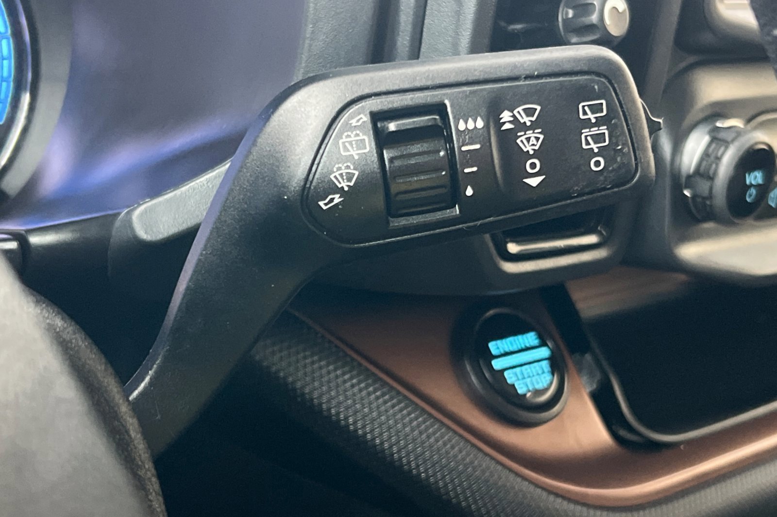 Certified 2023 Ford Bronco Sport Outer Banks image 40