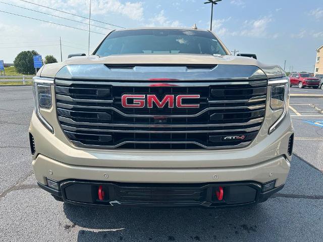 Used 2023 GMC Sierra 1500 AT4 w/ Technology Package AWD/4WD image 3