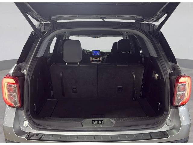 Certified 2024 Ford Explorer XLT w/ Equipment Group 202A AWD/4WD image 21