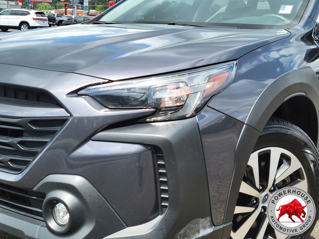 Used 2024 Subaru Outback Premium image 11