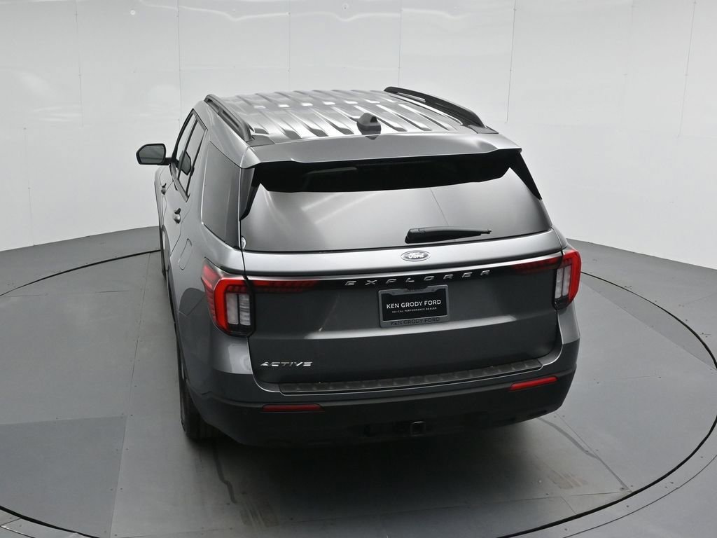 Certified 2025 Ford Explorer Active image 42