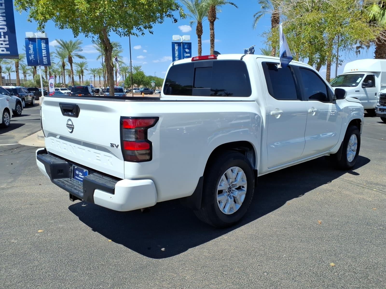 Used 2024 Nissan Frontier SV w/ SV Convenience Package RWD image 4