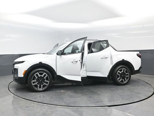 Used 2025 Hyundai Santa Cruz Limited AWD/4WD image 32