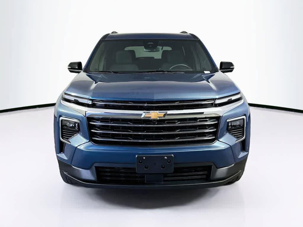 Used 2024 Chevrolet Traverse LT AWD/4WD image 6