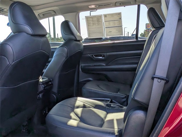 Used 2024 Toyota Grand Highlander Platinum image 14