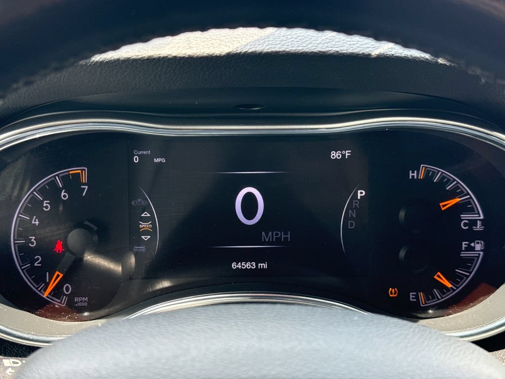 Used 2020 Jeep Grand Cherokee Altitude AWD/4WD image 17