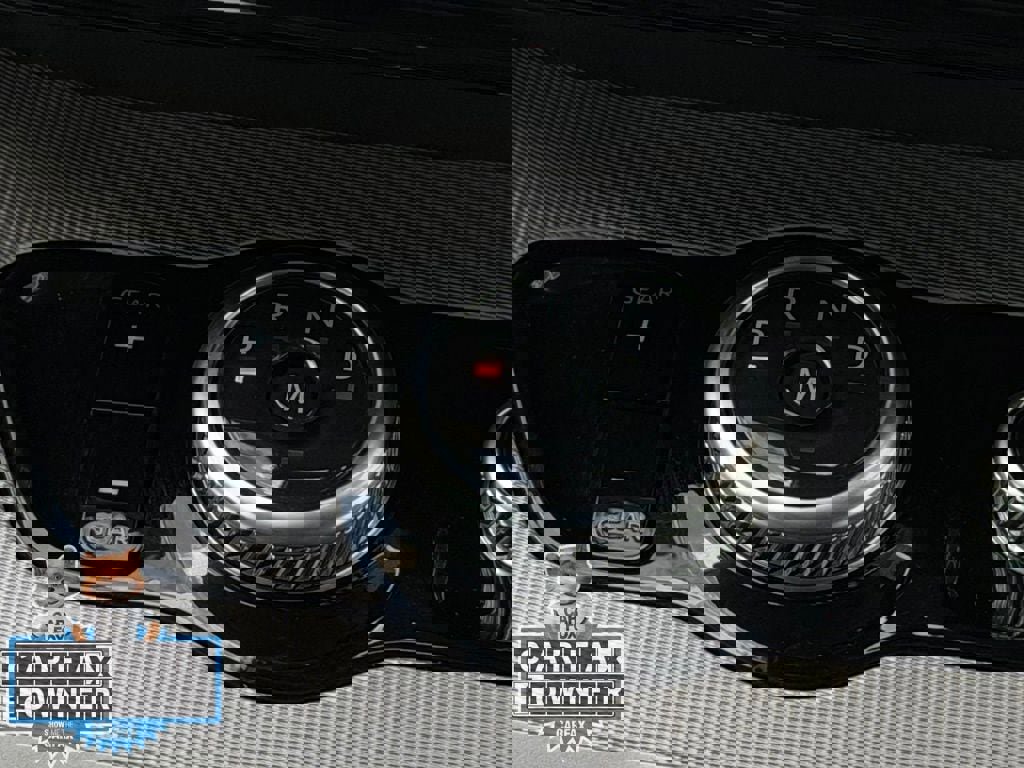 Certified 2025 Ford Expedition Active image 19