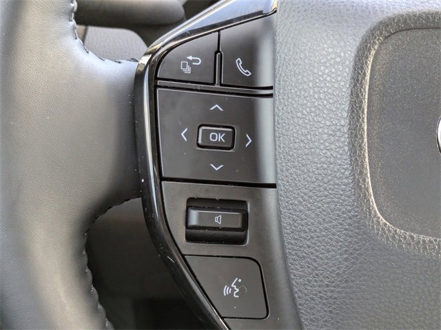 Used 2023 Toyota Prius XLE image 22