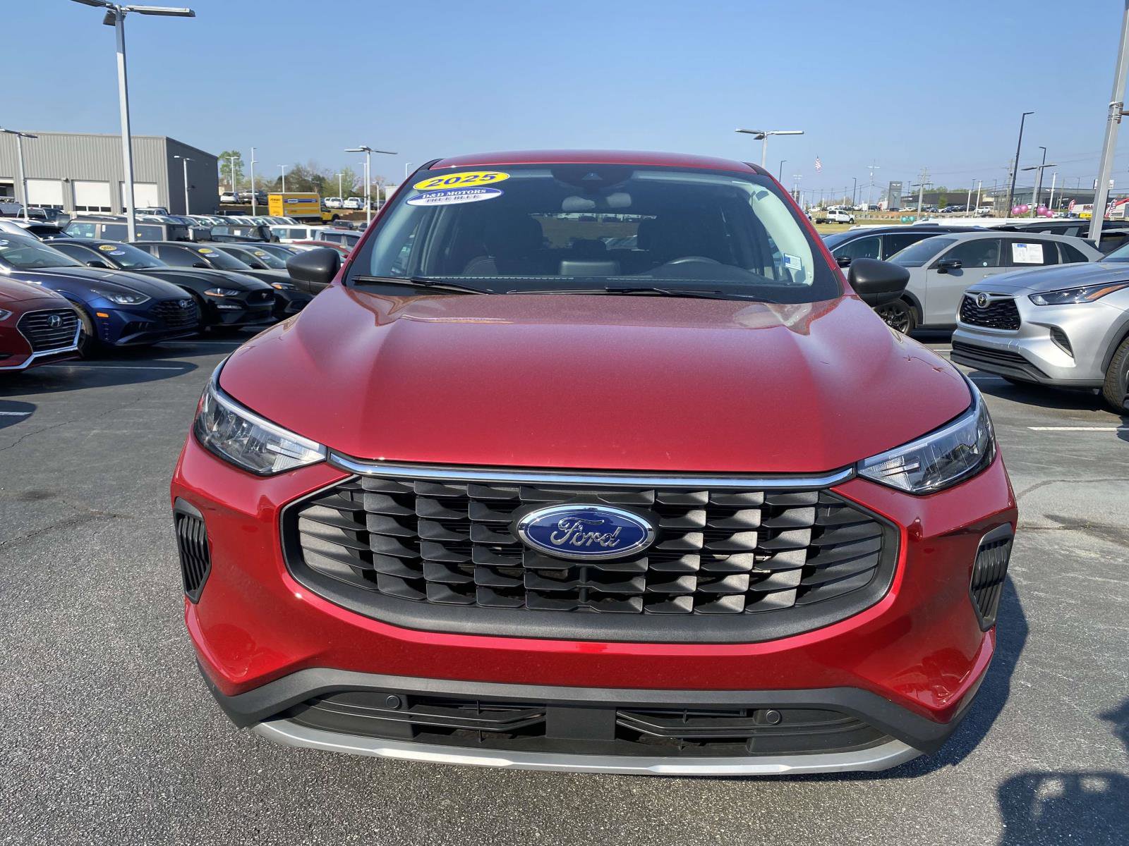 Certified 2025 Ford Escape Active FWD image 2
