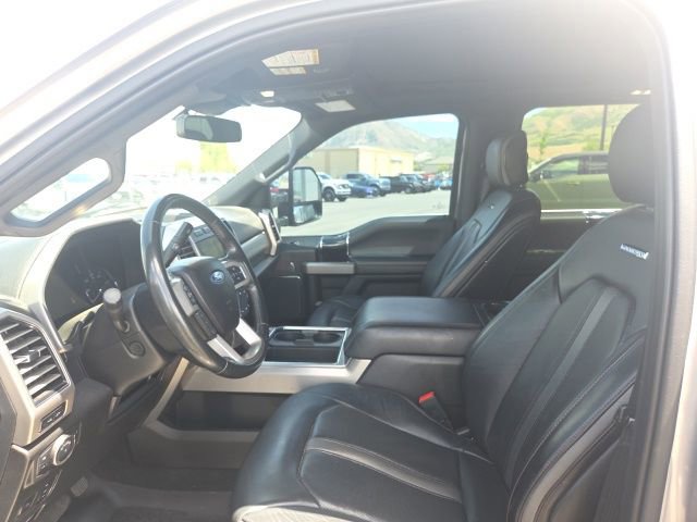 Certified 2020 Ford F350 Platinum w/ FX4 Off-Road Package AWD/4WD image 18
