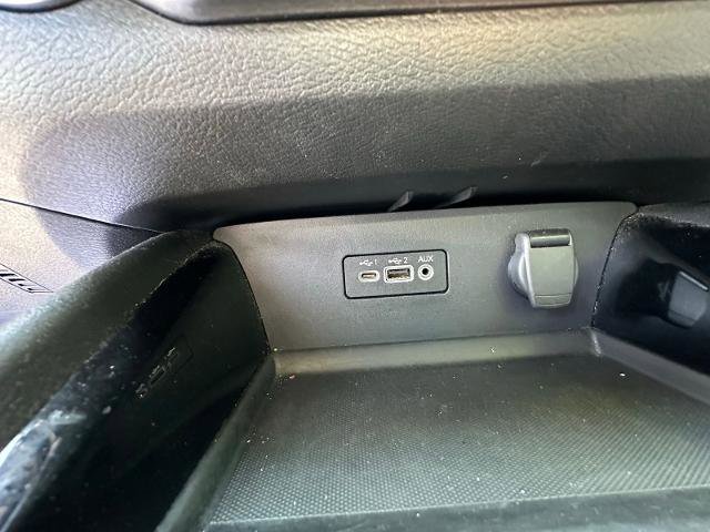 Used 2024 Nissan Altima 2.5 SV FWD image 15