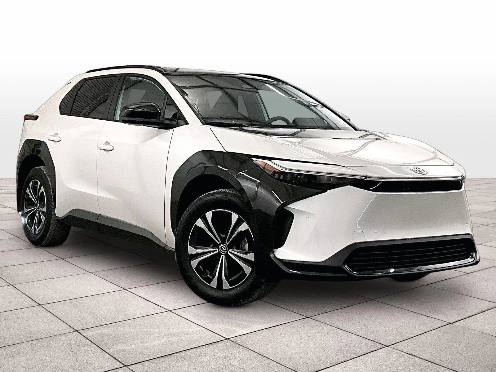 Used 2024 Toyota bZ4X AWD w/ Weather Package image 2