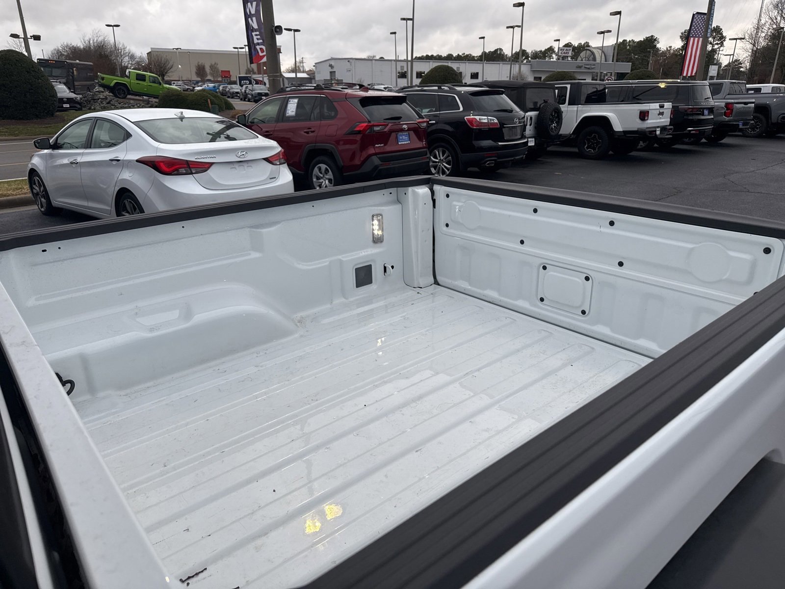 Used 2024 Jeep Gladiator Mojave w/ Safety Group image 29