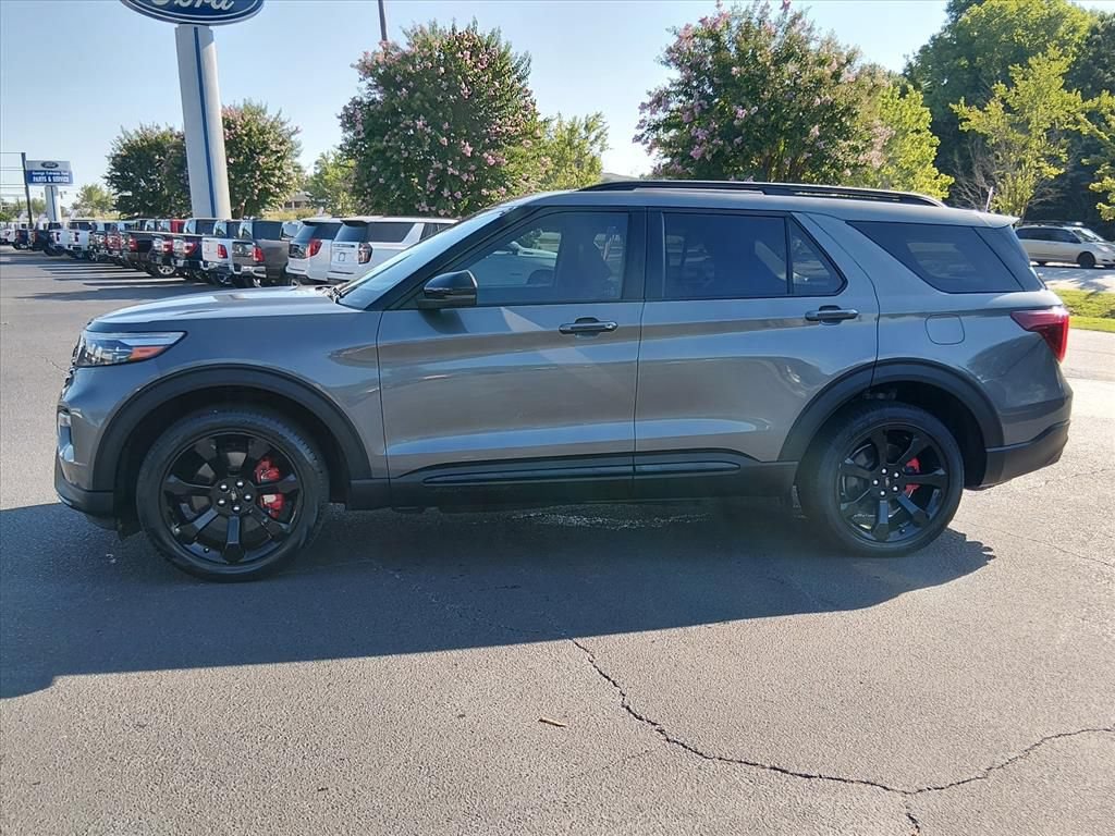 Certified 2023 Ford Explorer ST w/ Equipment Group 401A AWD/4WD image 7