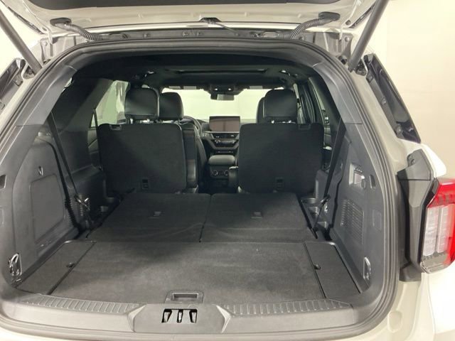 Certified 2025 Ford Explorer ST AWD/4WD image 33