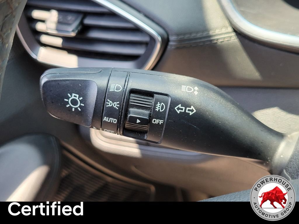 Used 2020 Hyundai Santa Fe SEL w/ Convenience Package FWD image 31