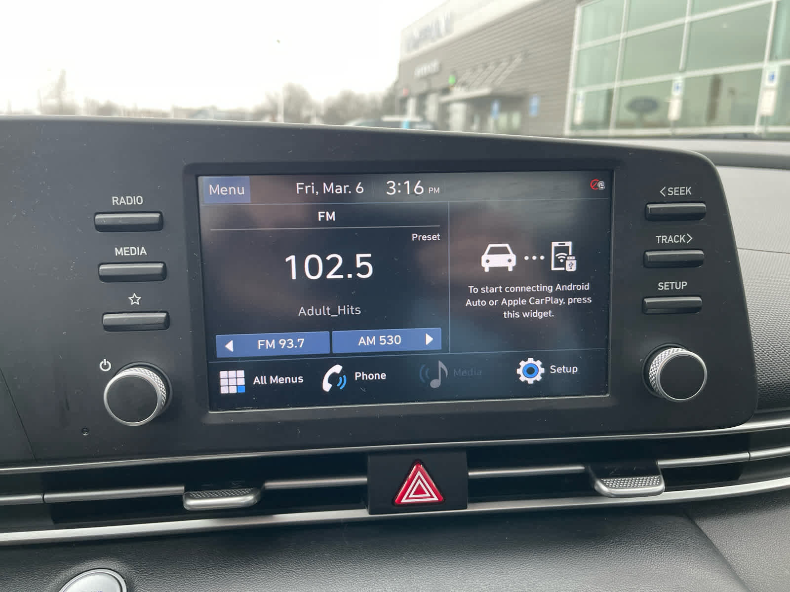 Used 2021 Hyundai Elantra SEL image 12