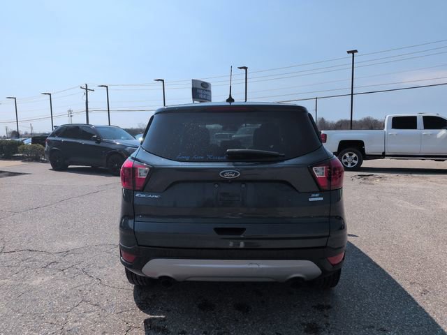 Certified 2019 Ford Escape SE image 6