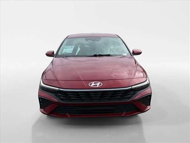 Used 2024 Hyundai Elantra SEL image 8