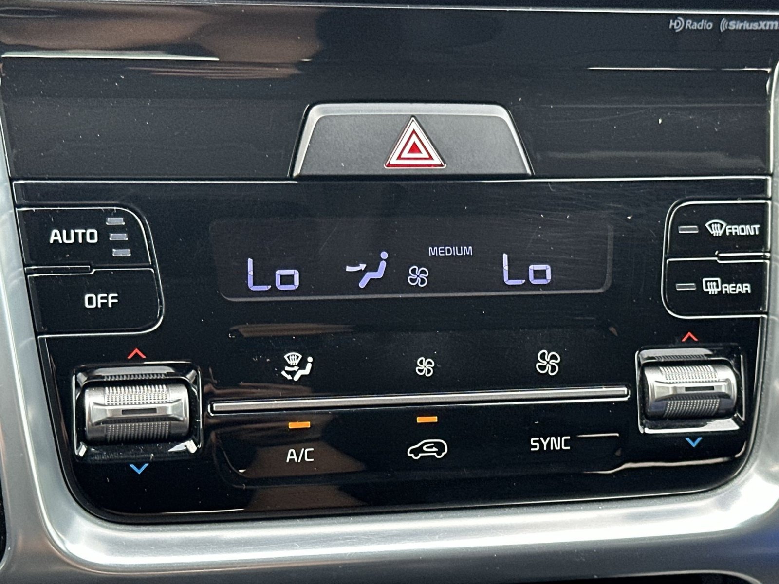 Used 2022 Kia Sorento SX AWD/4WD image 22