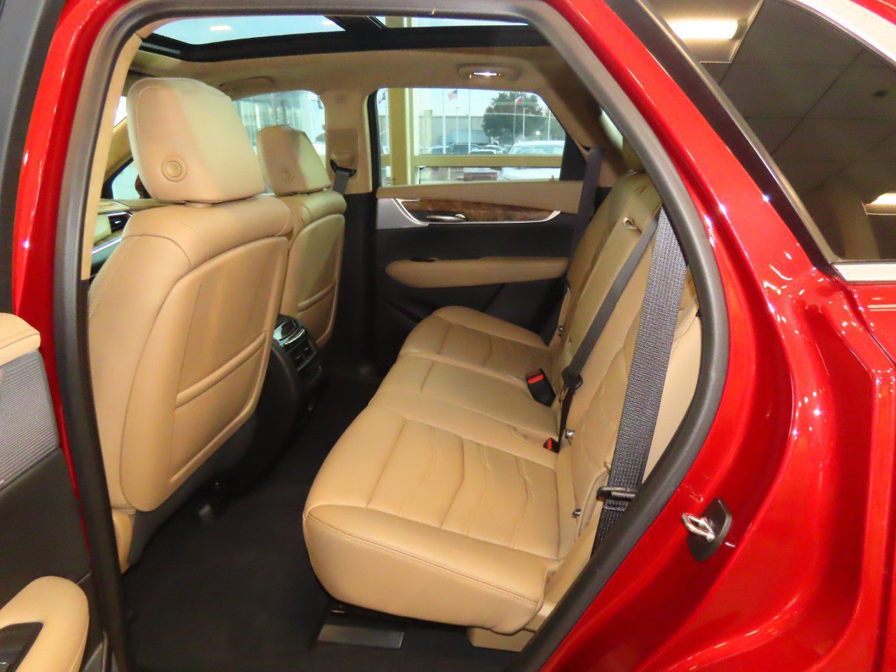 Used 2024 Cadillac XT5 Premium Luxury w/ Platinum Package image 16