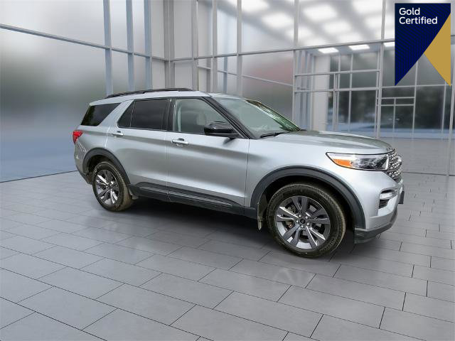 Certified 2022 Ford Explorer XLT w/ Equipment Group 202A image 1