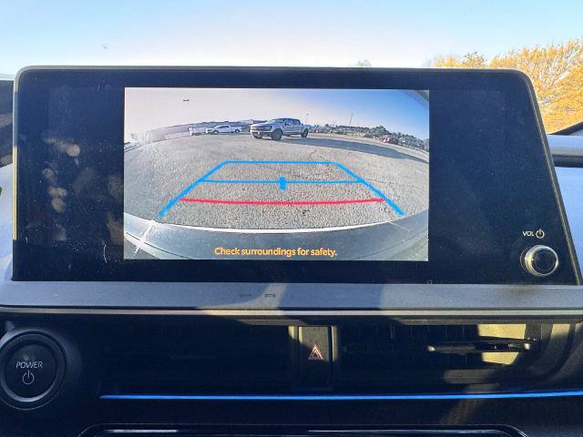 Used 2024 Toyota Prius XLE FWD image 31