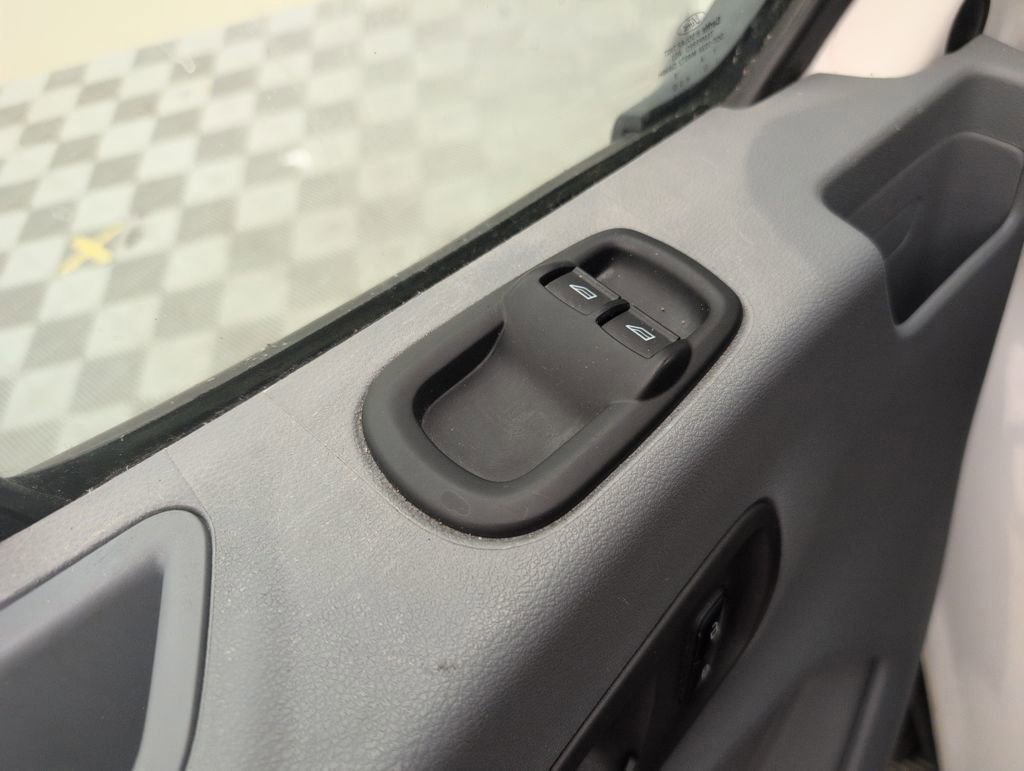 Certified 2018 Ford Transit 150 Base image 32