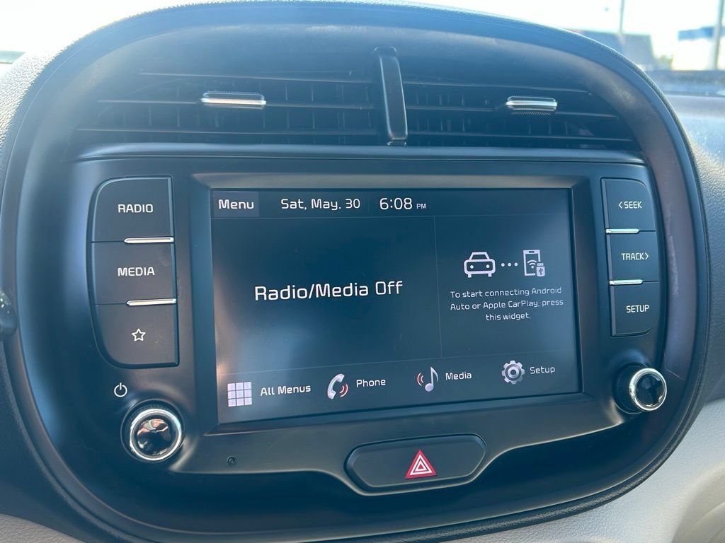 Used 2022 Kia Soul LX FWD image 21
