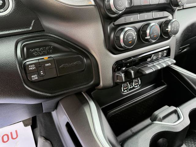 Used 2024 RAM 2500 Big Horn w/ Heated Seats & Wheel Group AWD/4WD image 21
