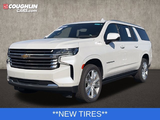 Used 2023 Chevrolet Suburban High Country w/ Premium Package 2 AWD/4WD image 4
