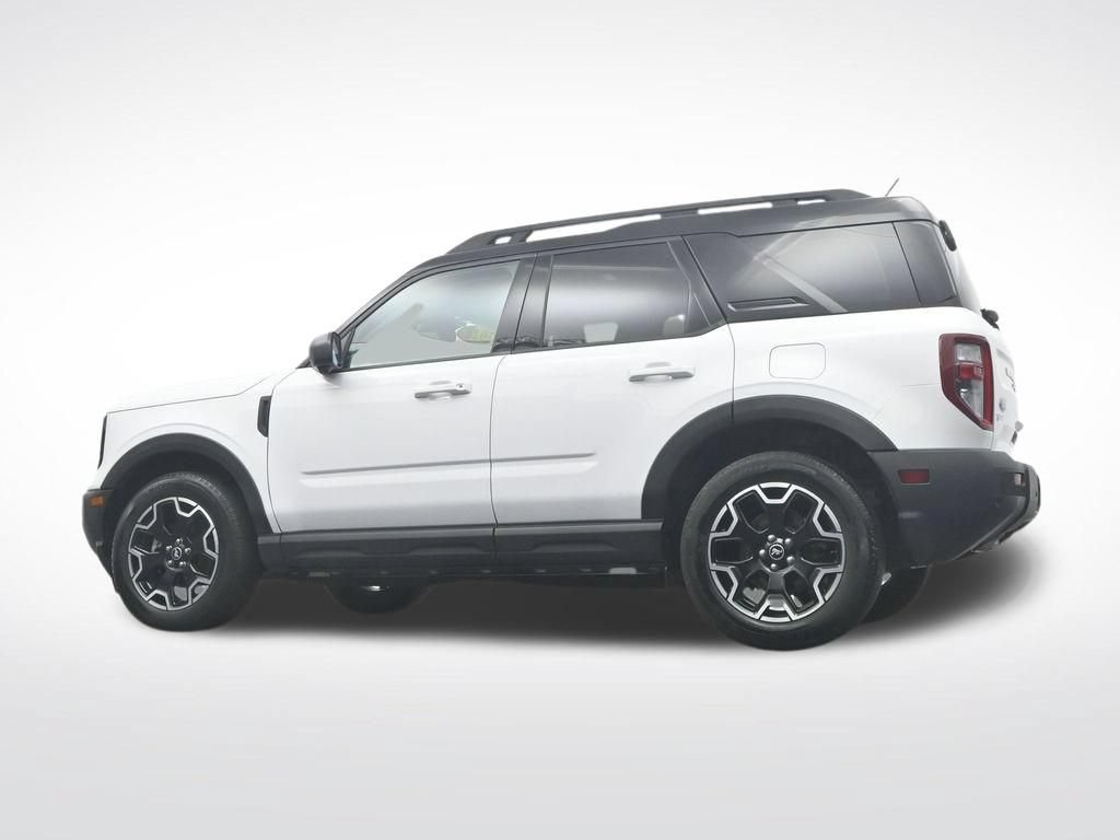 Certified 2025 Ford Bronco Sport Outer Banks w/ Outer Banks Tech Package+ AWD/4WD image 38