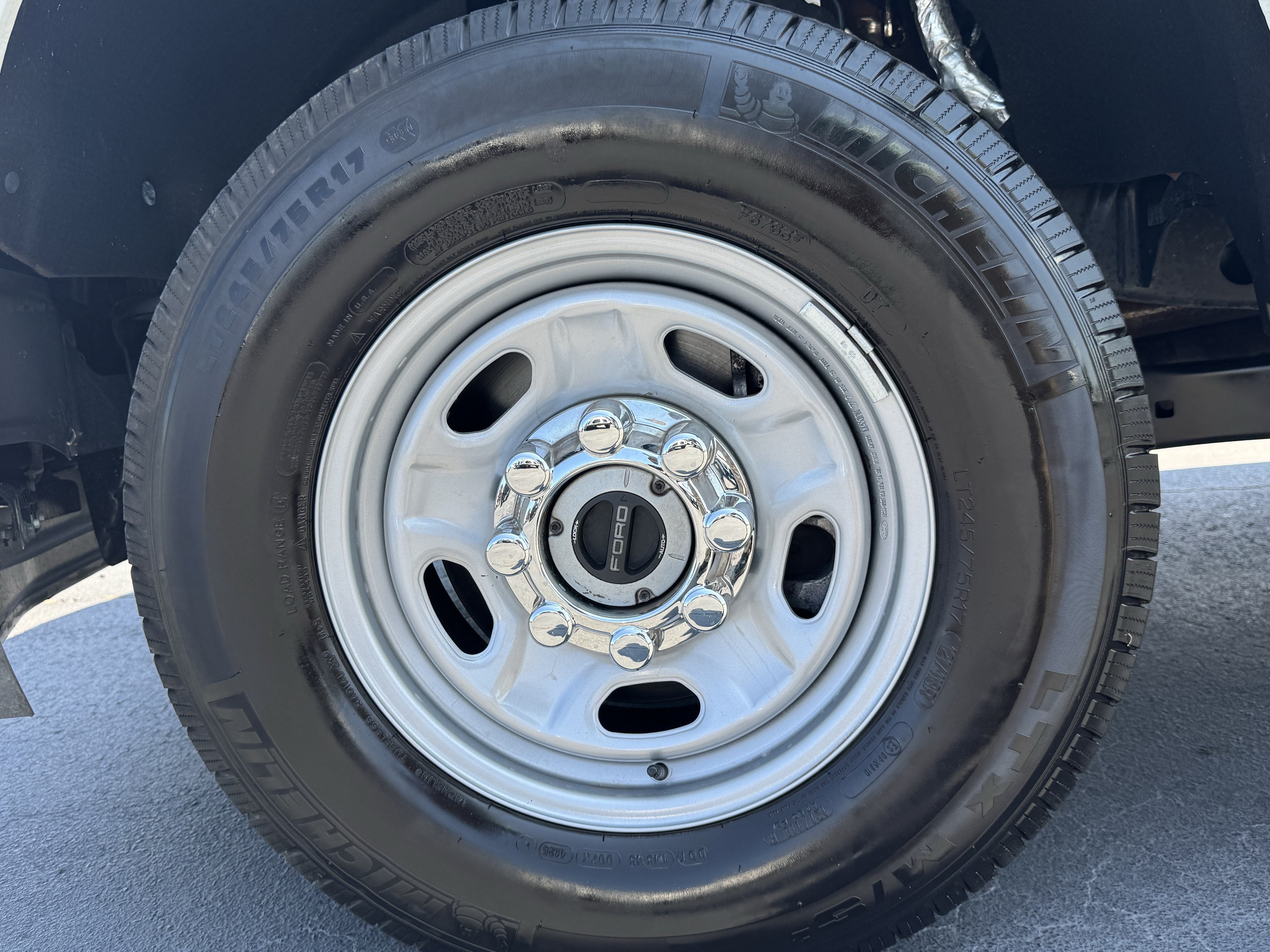Certified 2026 Ford F250 XL w/ XL Chrome Package AWD/4WD image 12