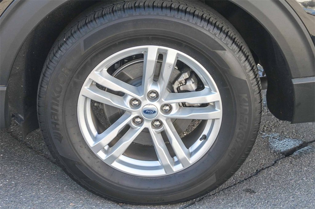 Certified 2023 Ford Explorer XLT w/ Equipment Group 202A image 14