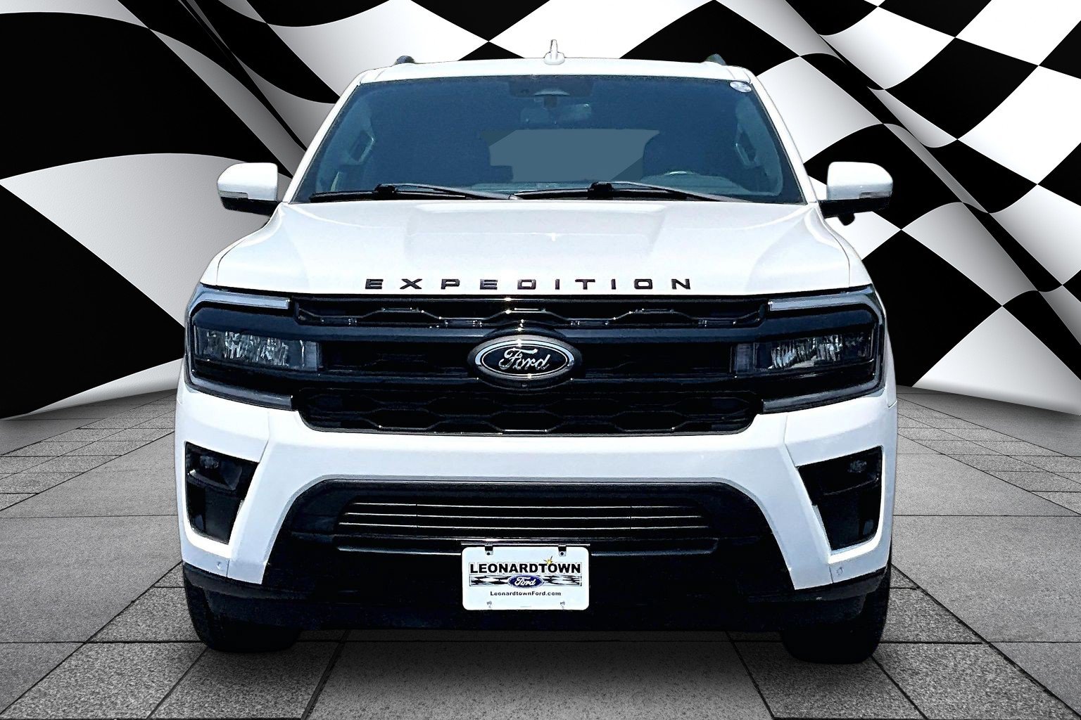 Certified 2024 Ford Expedition Limited AWD/4WD image 3