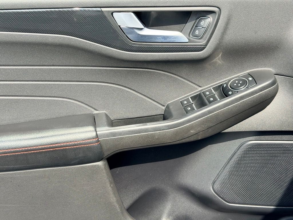 Certified 2023 Ford Escape ST-Line w/ Tech Pack #1 FWD image 22
