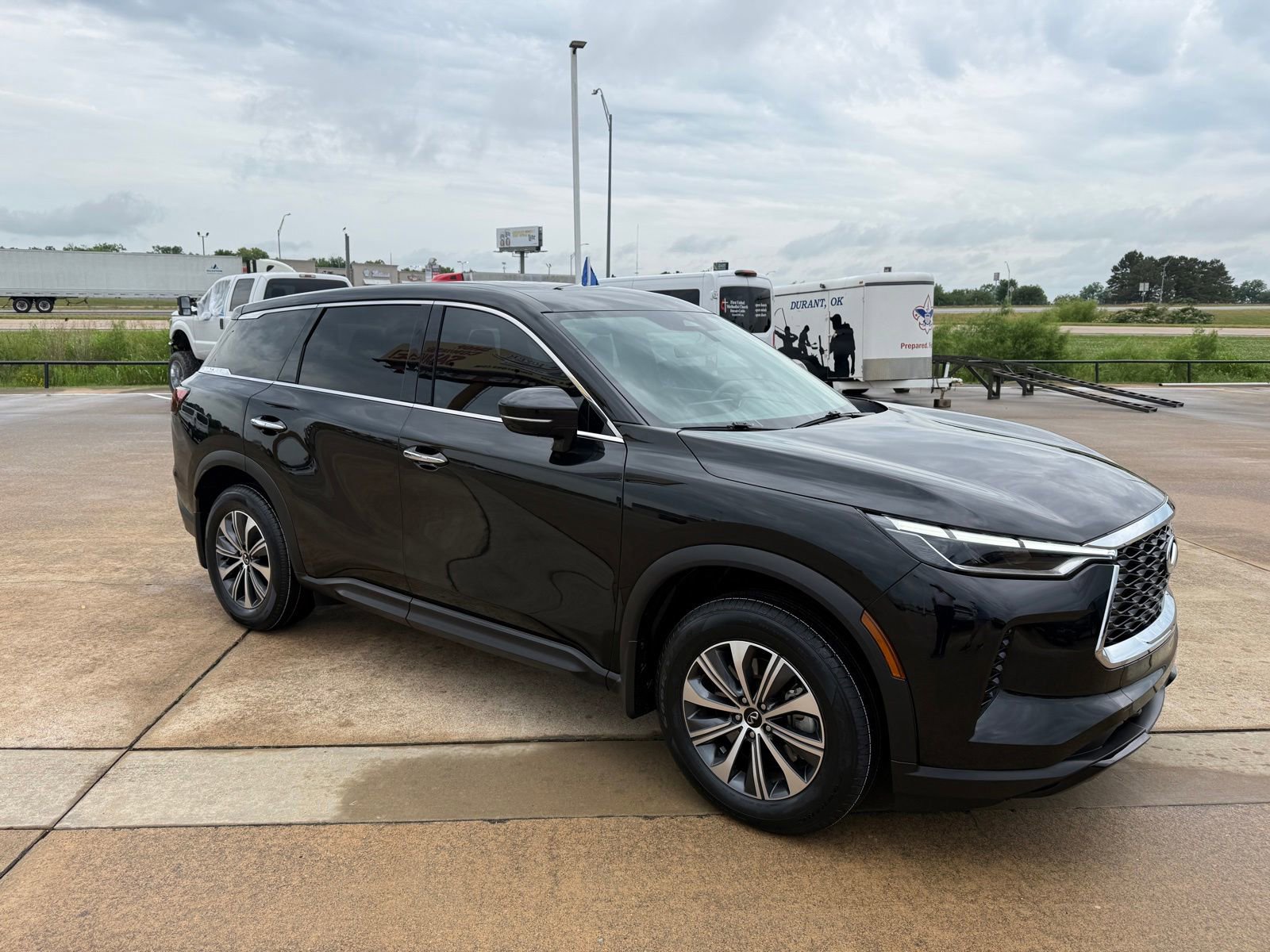 Used 2024 INFINITI QX60 Pure FWD image 3